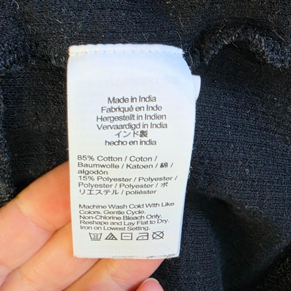 Madewell Minimalist 90s Chic Knit Button-Front Vest Black Quiet Luxury M Goth - Picture 5 of 7